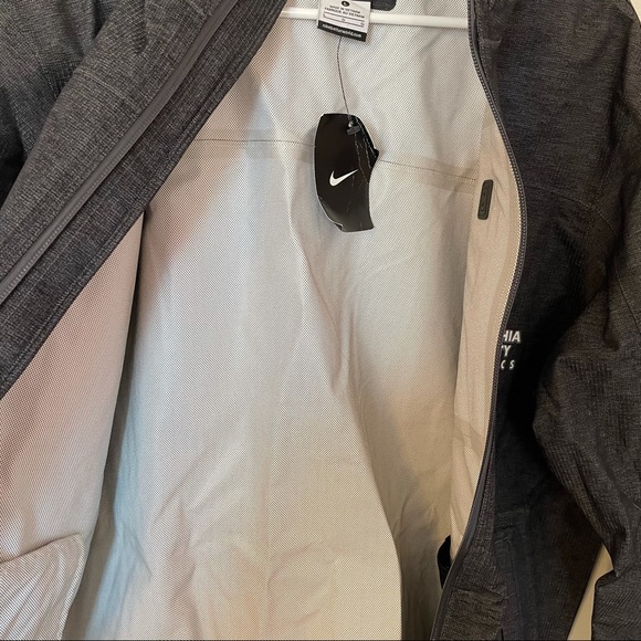 Nike Men’s Storm Fit Hooded Jacket - Picture 7 of 7